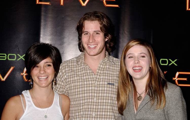 mad_xboxlivelaunchparty-arrivals_044.jpg mad_xboxlivelaunchparty-arrivals_044.jpg