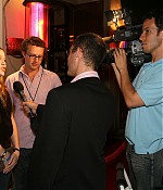 mad_donateliferocksconcert-arrivals_008.JPG