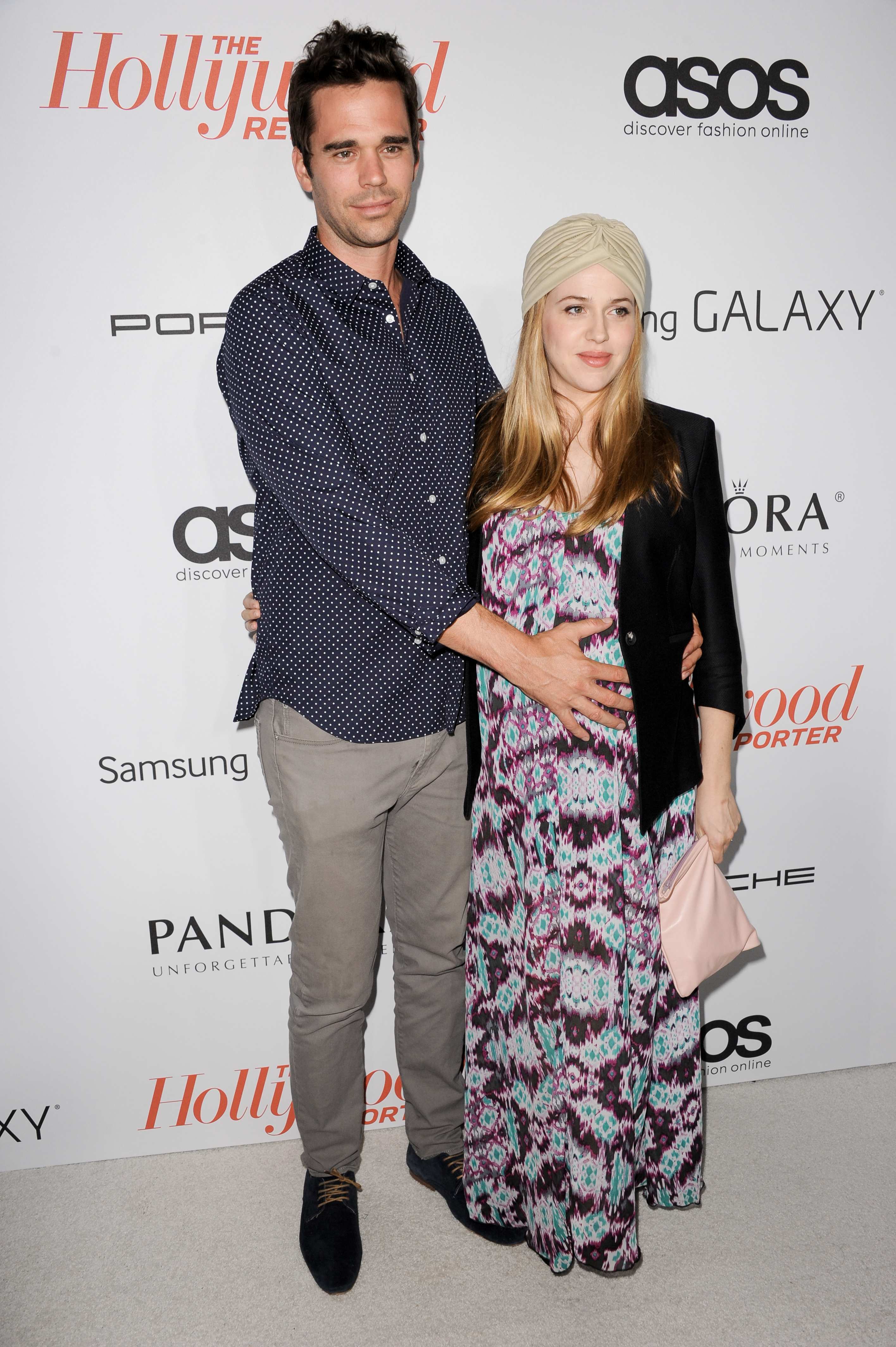 mad_thehollywoodreporteremmyparty-arrivals_028.jpg mad_thehollywoodreporteremmyparty-arrivals_028.jpg