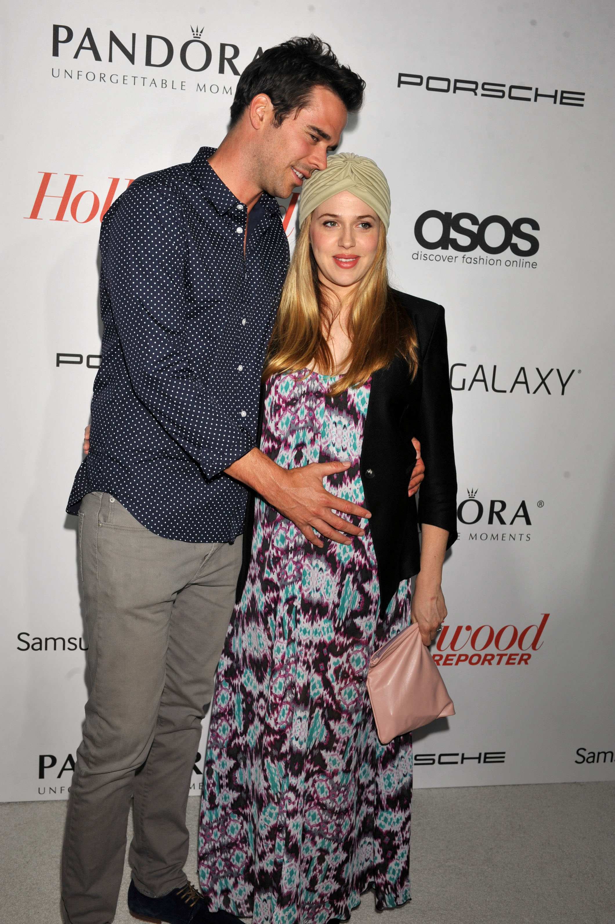 mad_thehollywoodreporteremmyparty-arrivals_045.jpg mad_thehollywoodreporteremmyparty-arrivals_045.jpg