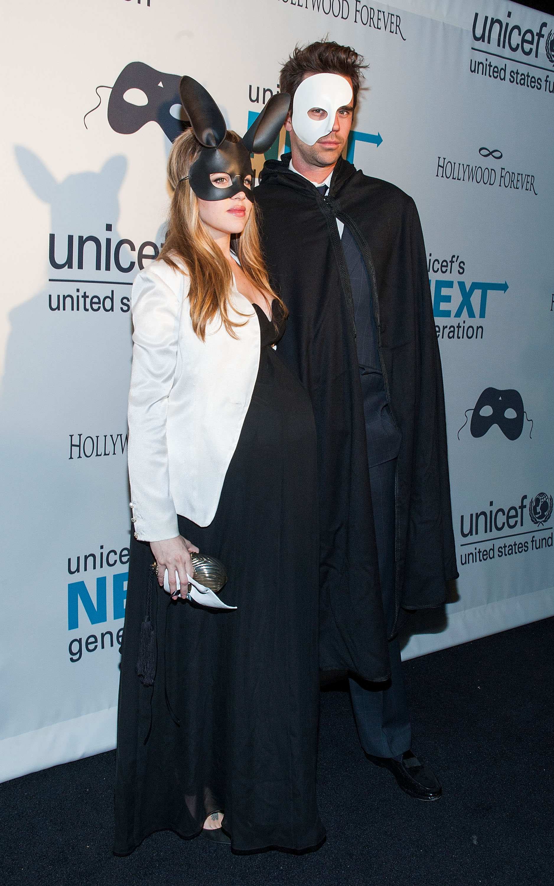 mad_unicefmasqueradeball-arrivals_014.jpg mad_unicefmasqueradeball-arrivals_014.jpg