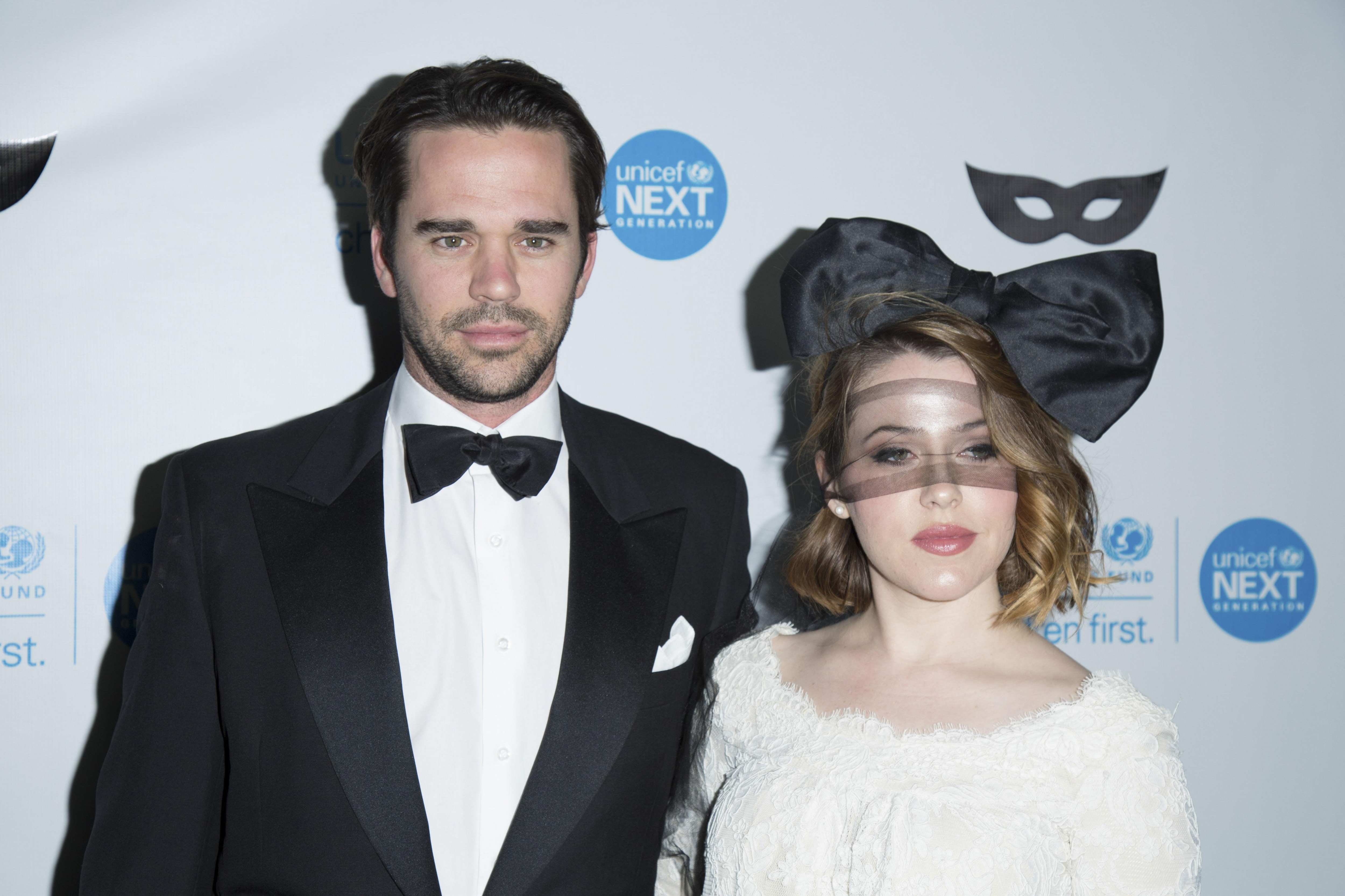 mad_unicefmasqueradeball-arrivals_011.jpg mad_unicefmasqueradeball-arrivals_011.jpg