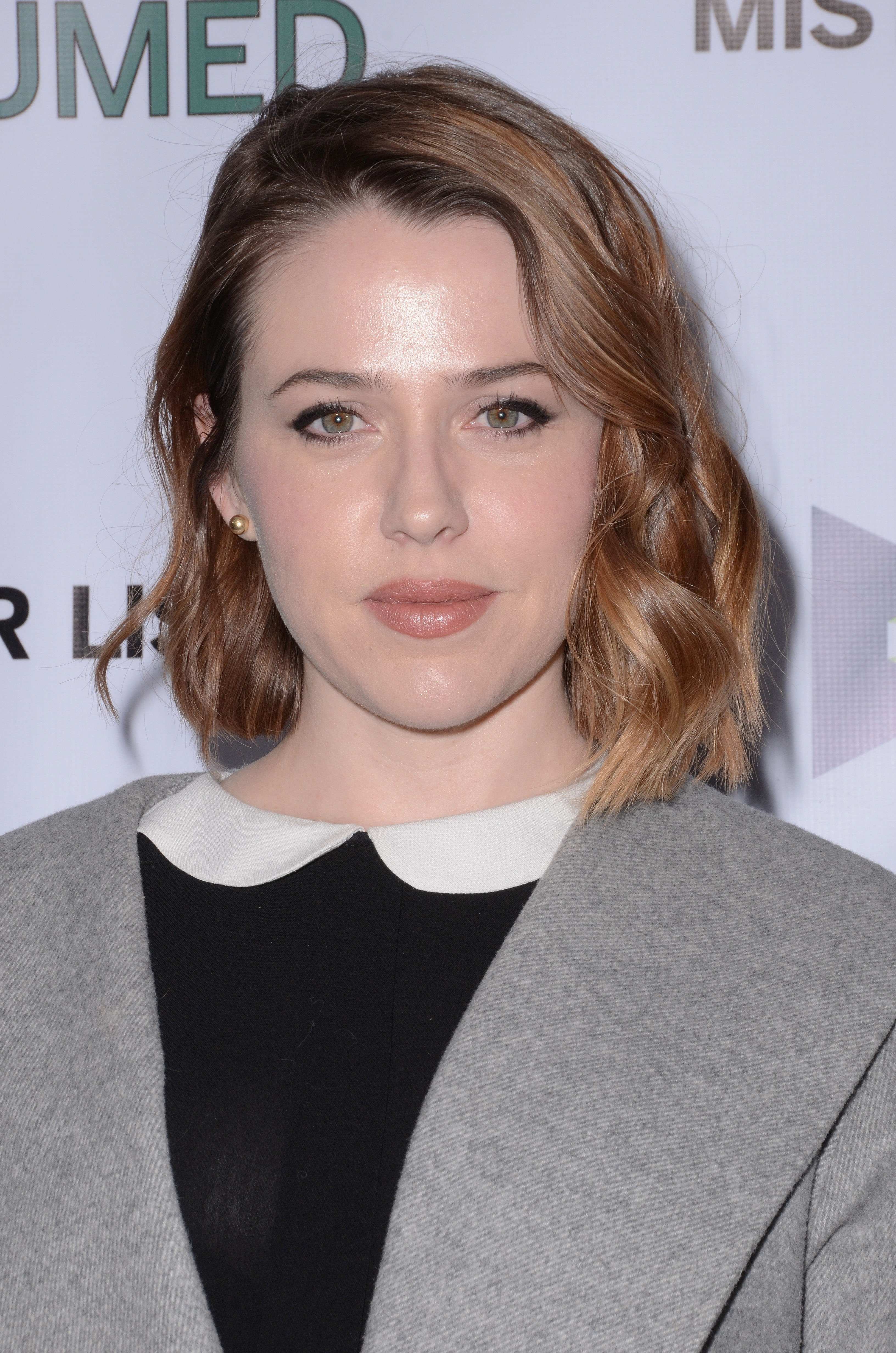 mad_consumedpremiere-arrivals_038.JPG