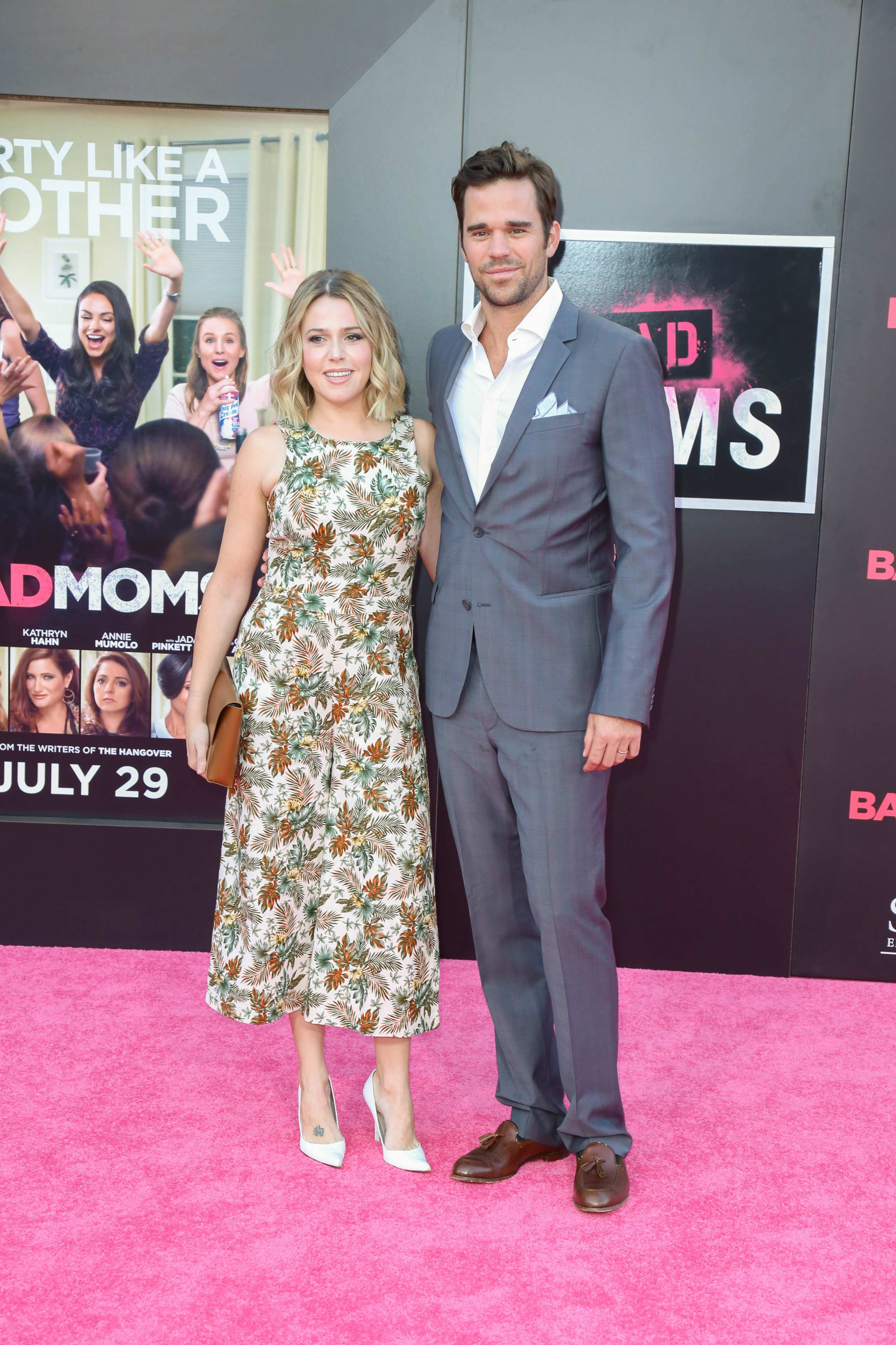 mad_badmomspremiere_100.jpg mad_badmomspremiere_100.jpg