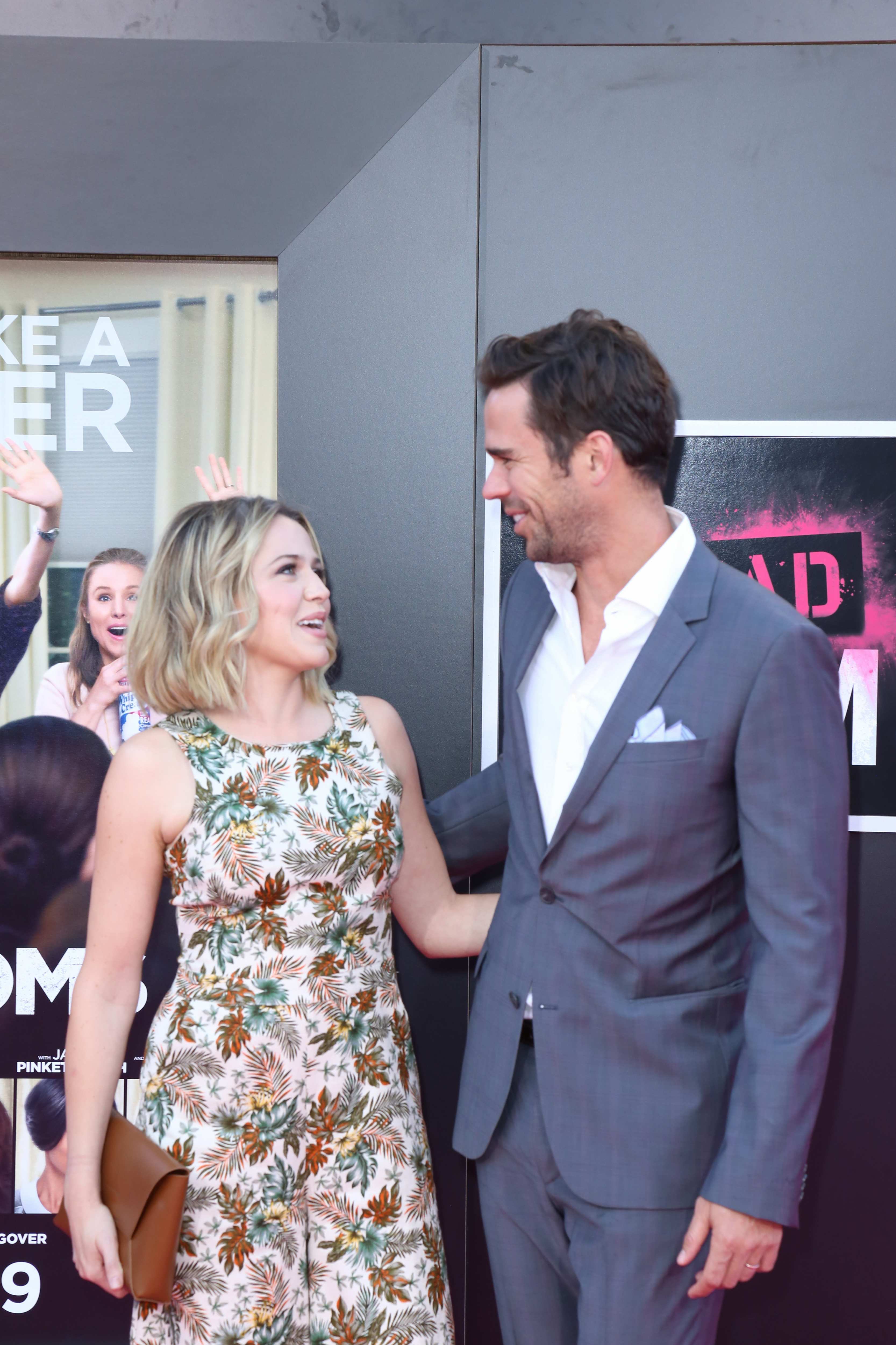 mad_badmomspremiere_158.jpg mad_badmomspremiere_158.jpg