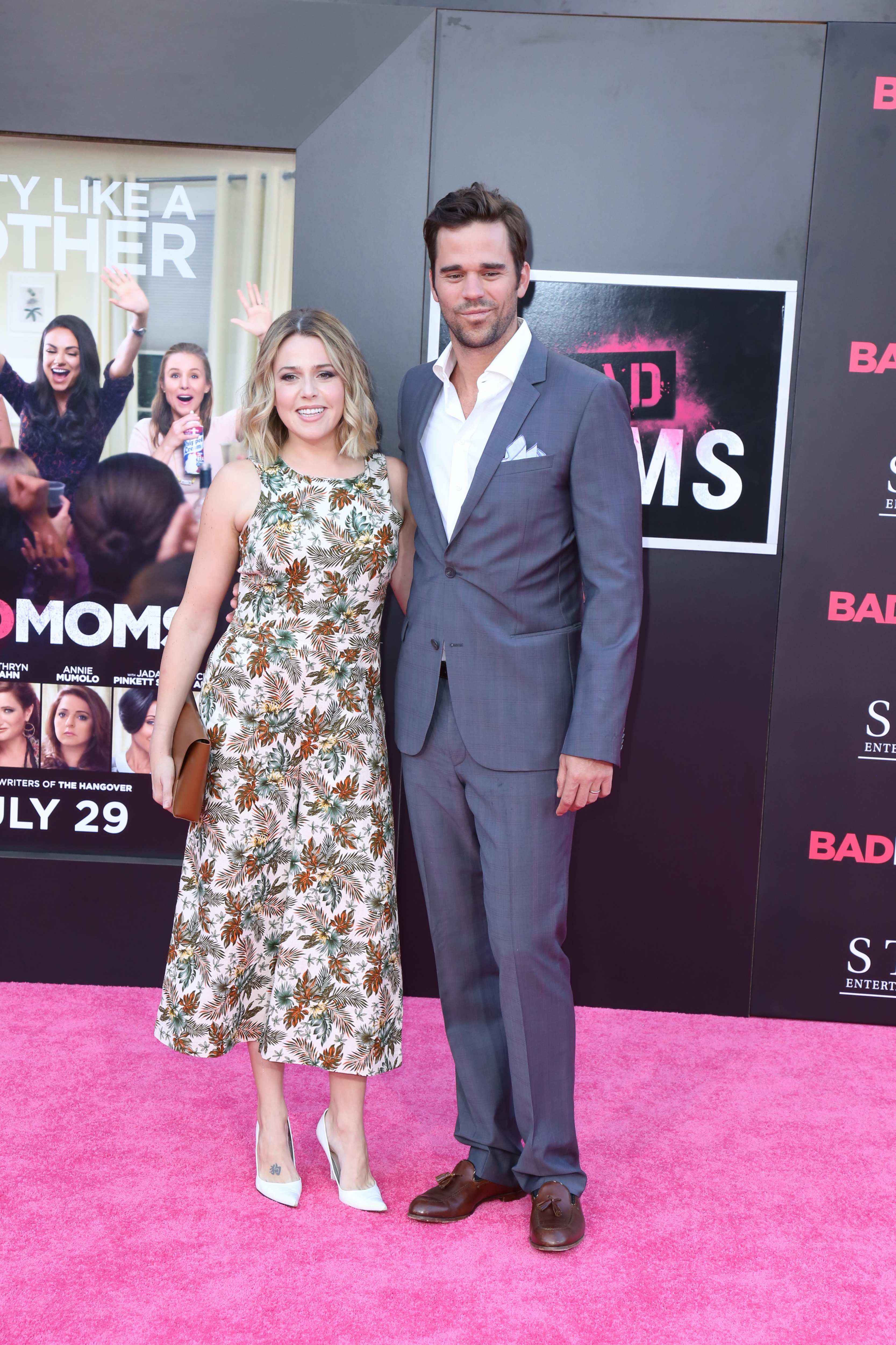 mad_badmomspremiere_159.jpg mad_badmomspremiere_159.jpg