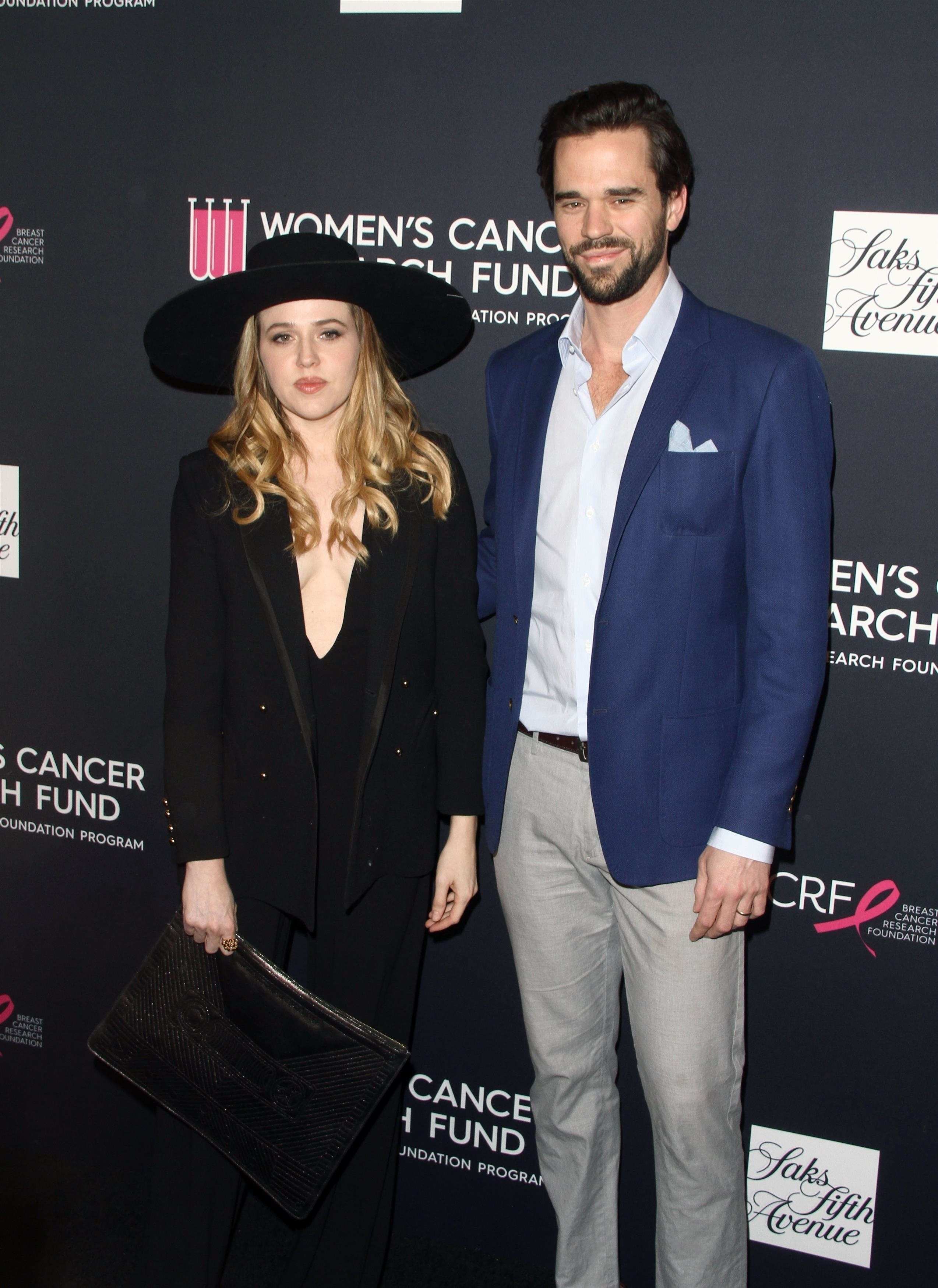 mad_womenscancerresearch-arrivals_031.jpg