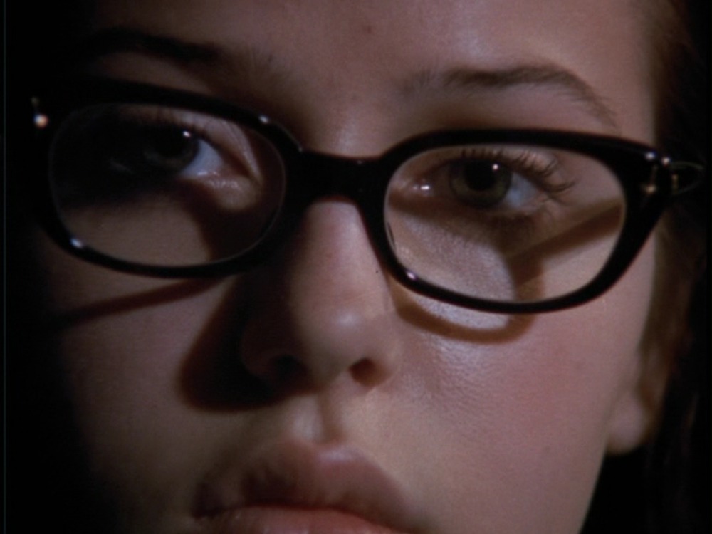 mad_thesecretlifeofgirls_0002.jpg