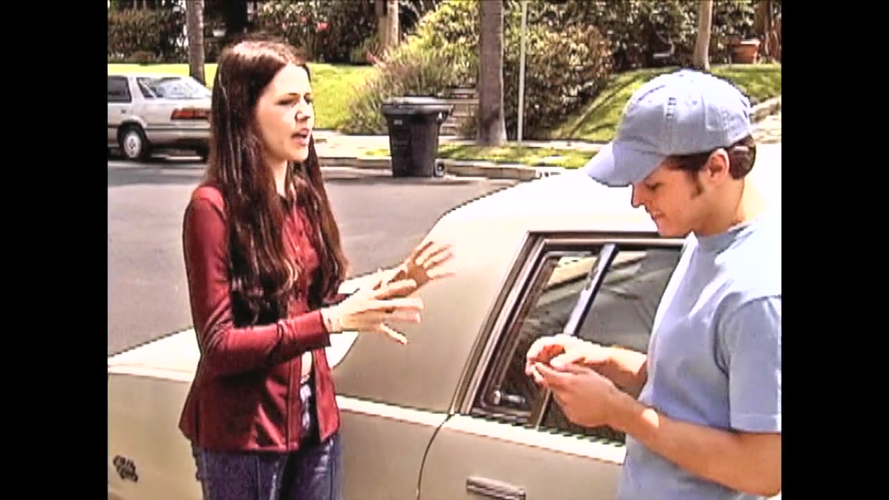 mad_dirtylaundry_055.jpg