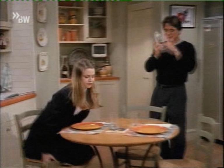 mad_101tonydanzashow_006.jpg mad_101tonydanzashow_006.jpg