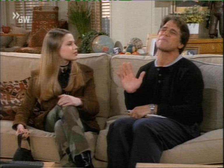 mad_101tonydanzashow_082.jpg mad_101tonydanzashow_082.jpg