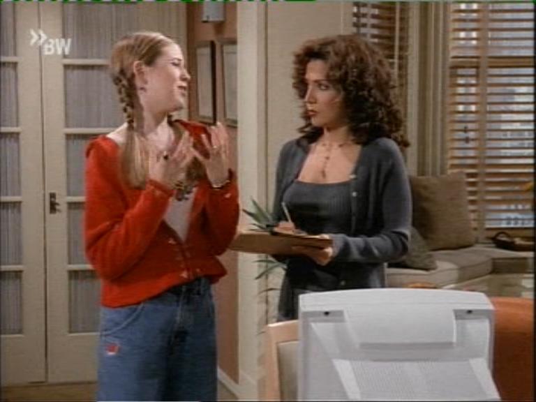 mad_103tonydanzashow_029.jpg mad_103tonydanzashow_029.jpg