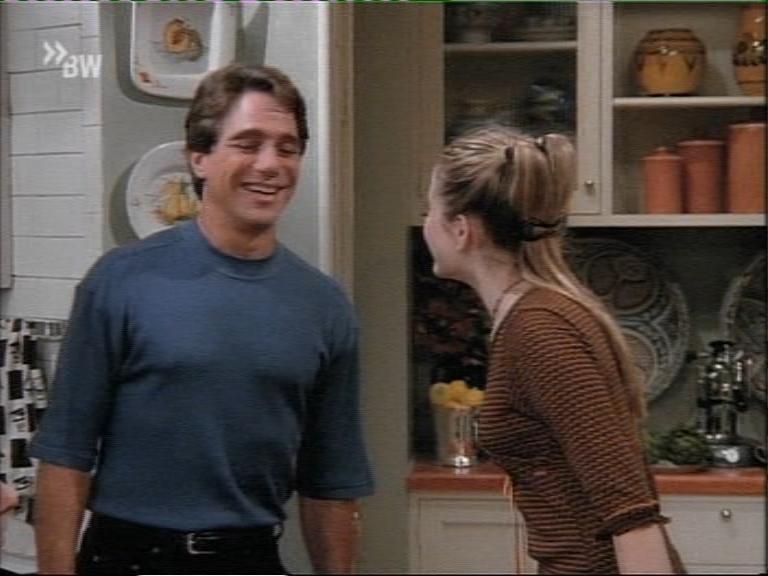 mad_106tonydanzashow_044.jpg mad_106tonydanzashow_044.jpg