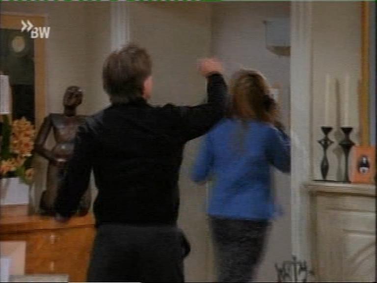 mad_108tonydanzashow_018.jpg