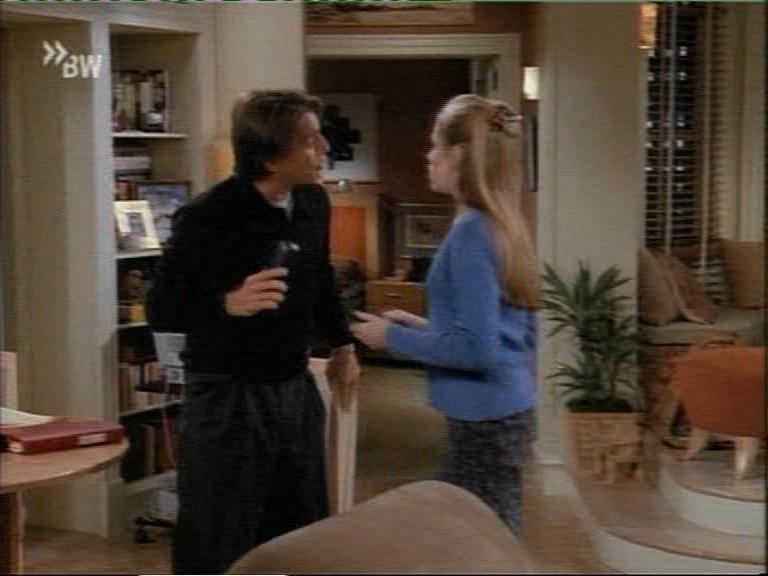 mad_108tonydanzashow_054.jpg mad_108tonydanzashow_054.jpg