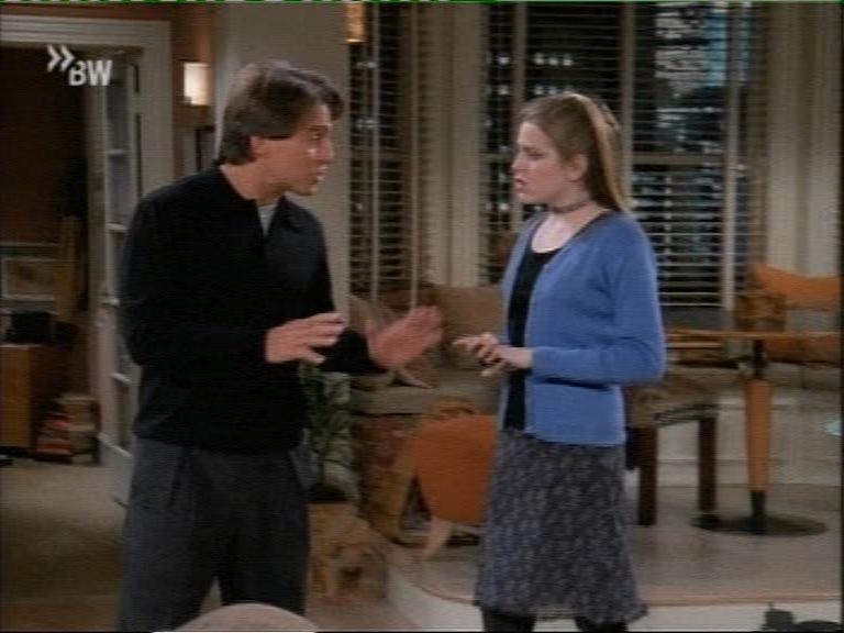 mad_108tonydanzashow_207.jpg mad_108tonydanzashow_207.jpg