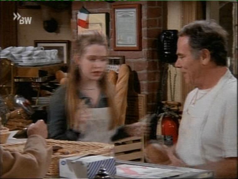 mad_108tonydanzashow_250.jpg mad_108tonydanzashow_250.jpg