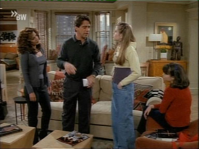 mad_114tonydanzashow_018.jpg mad_114tonydanzashow_018.jpg