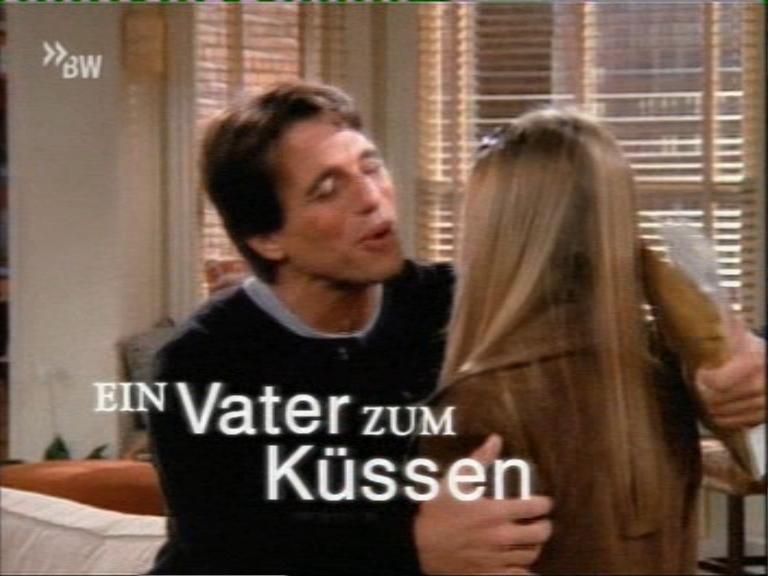 mad_tonydanzashow_001.jpg mad_tonydanzashow_001.jpg
