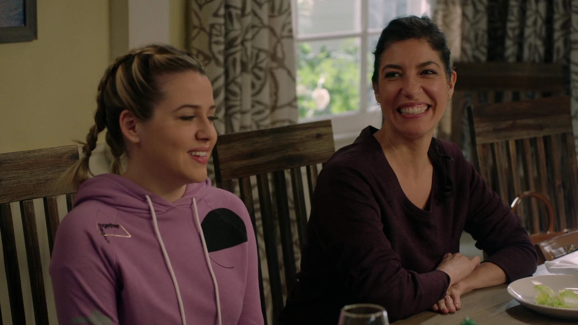 mad_220lifeinpieces_021.jpg mad_220lifeinpieces_021.jpg