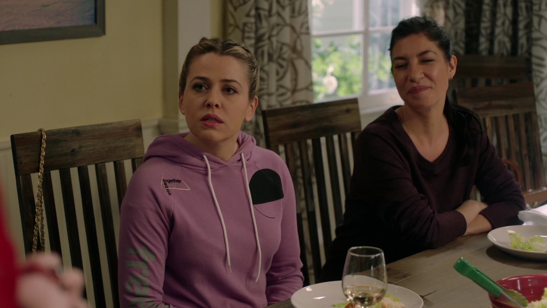 mad_220lifeinpieces_052.jpg mad_220lifeinpieces_052.jpg