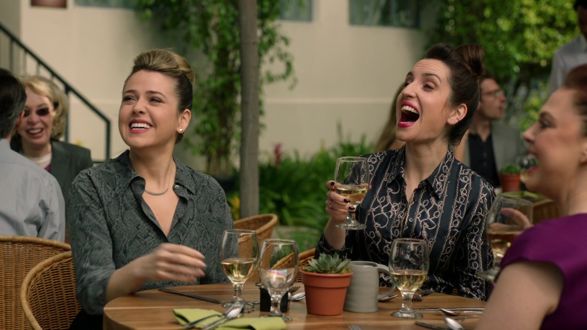 mad_220lifeinpieces_066.jpg mad_220lifeinpieces_066.jpg