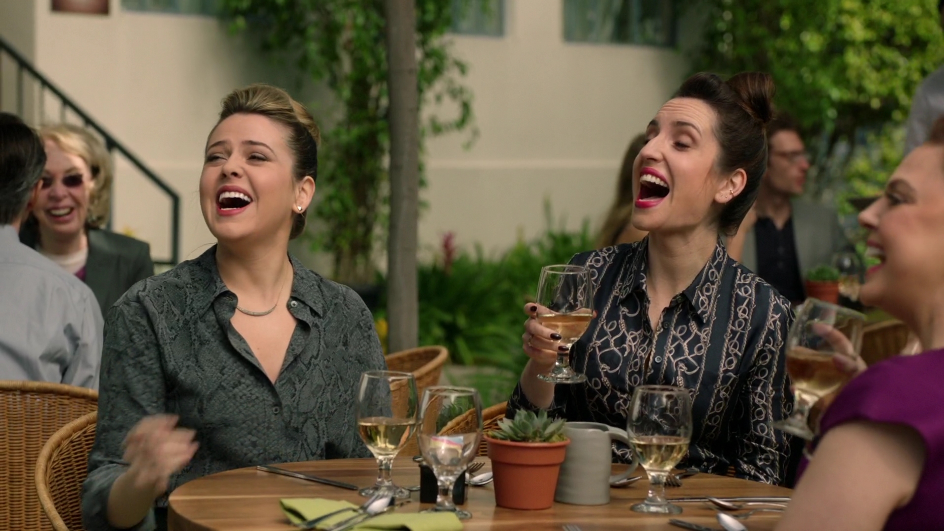 mad_220lifeinpieces_067.jpg mad_220lifeinpieces_067.jpg