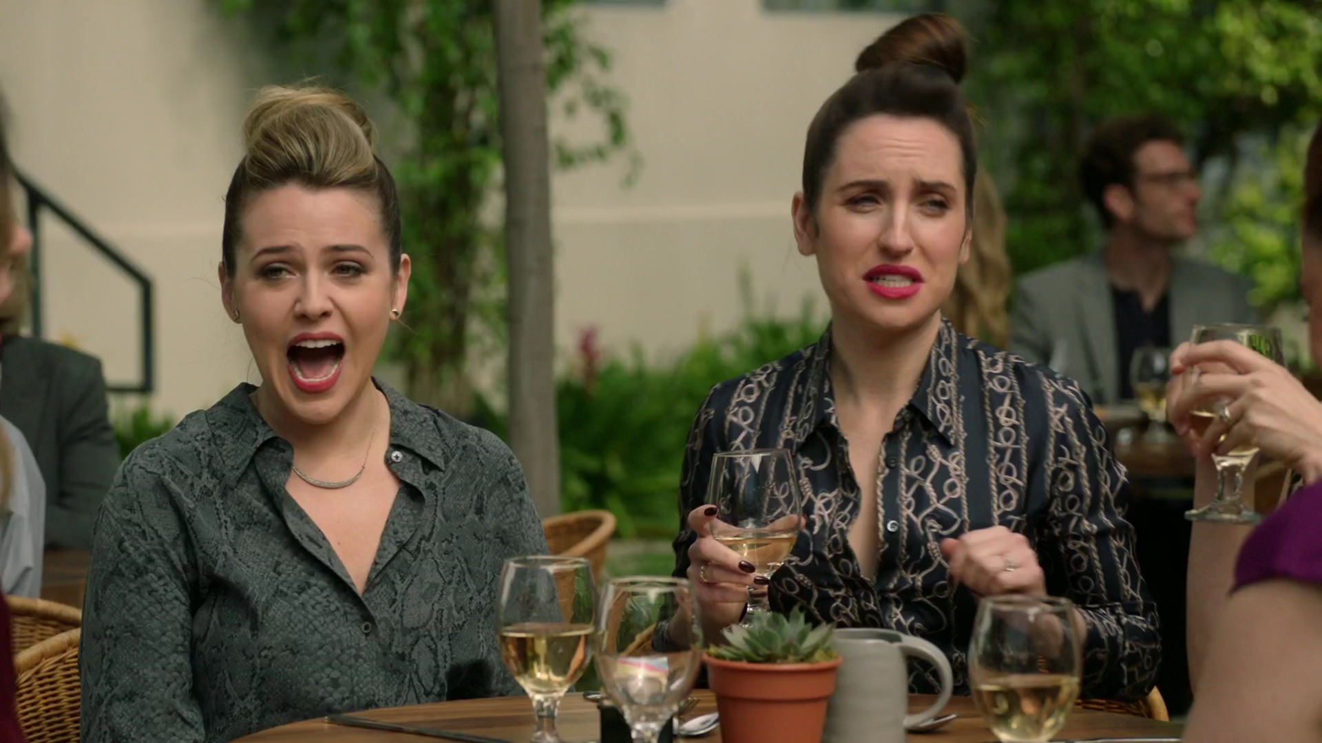mad_220lifeinpieces_086.jpg mad_220lifeinpieces_086.jpg