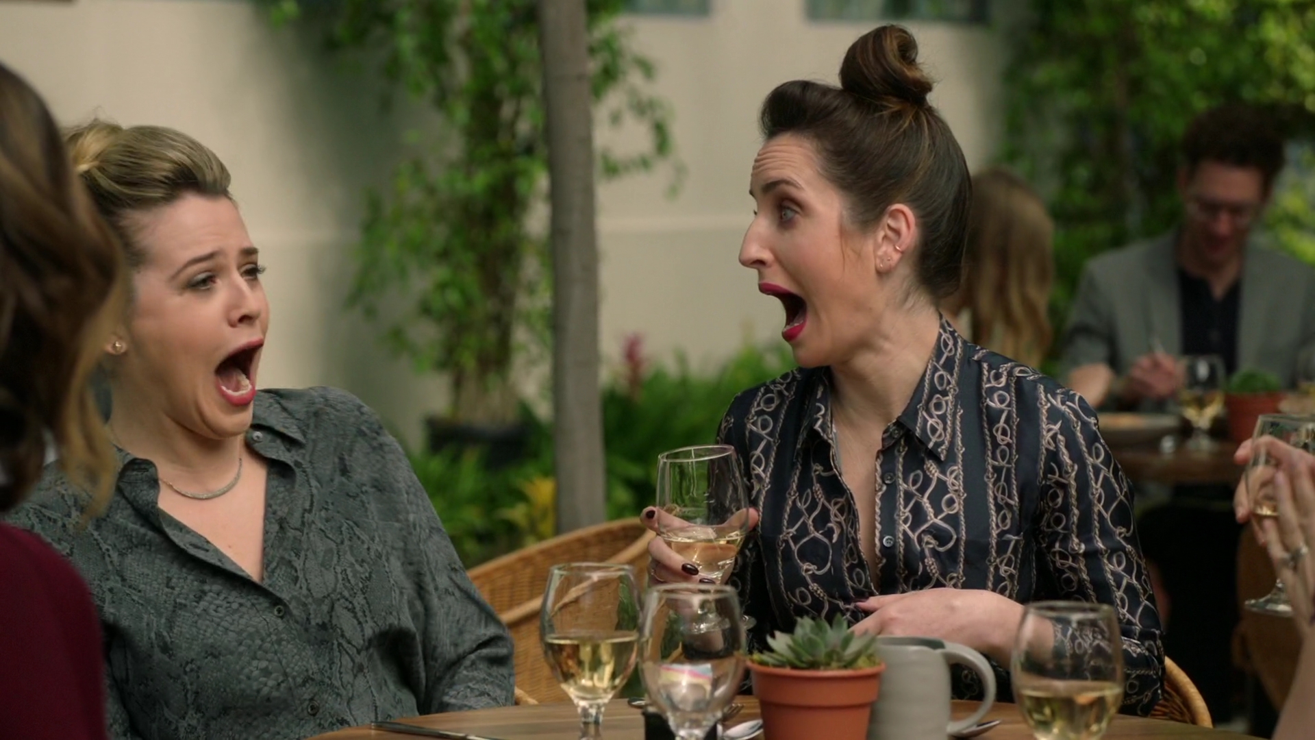 mad_220lifeinpieces_103.jpg mad_220lifeinpieces_103.jpg