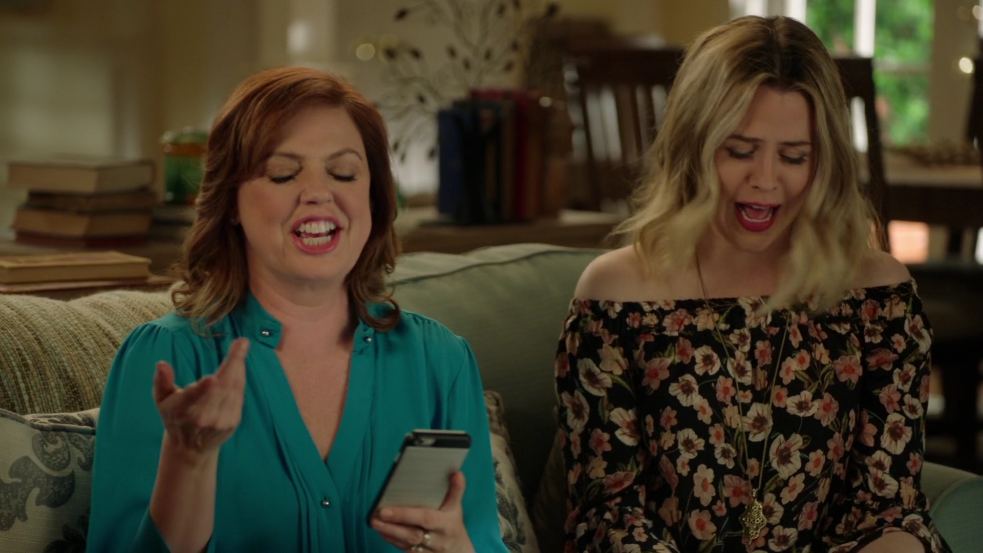 mad_220lifeinpieces_143.jpg mad_220lifeinpieces_143.jpg