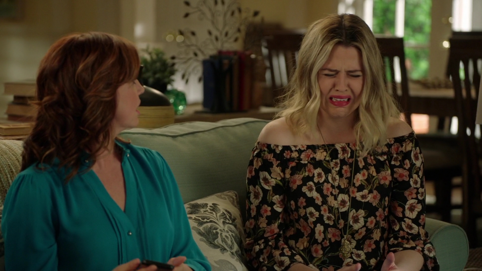 mad_220lifeinpieces_158.jpg mad_220lifeinpieces_158.jpg