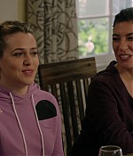 mad_220lifeinpieces_025.jpg