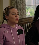 mad_220lifeinpieces_037.jpg